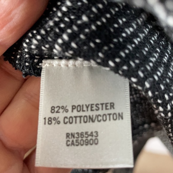 Van Heusen Black and White Open Front Sleeveless Knit Vest - Size Large - Picture 9 of 10